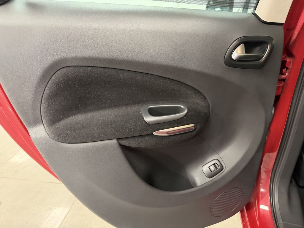 Used Citroen C3 Picasso 2015 for sale - 77693441: Photo 28