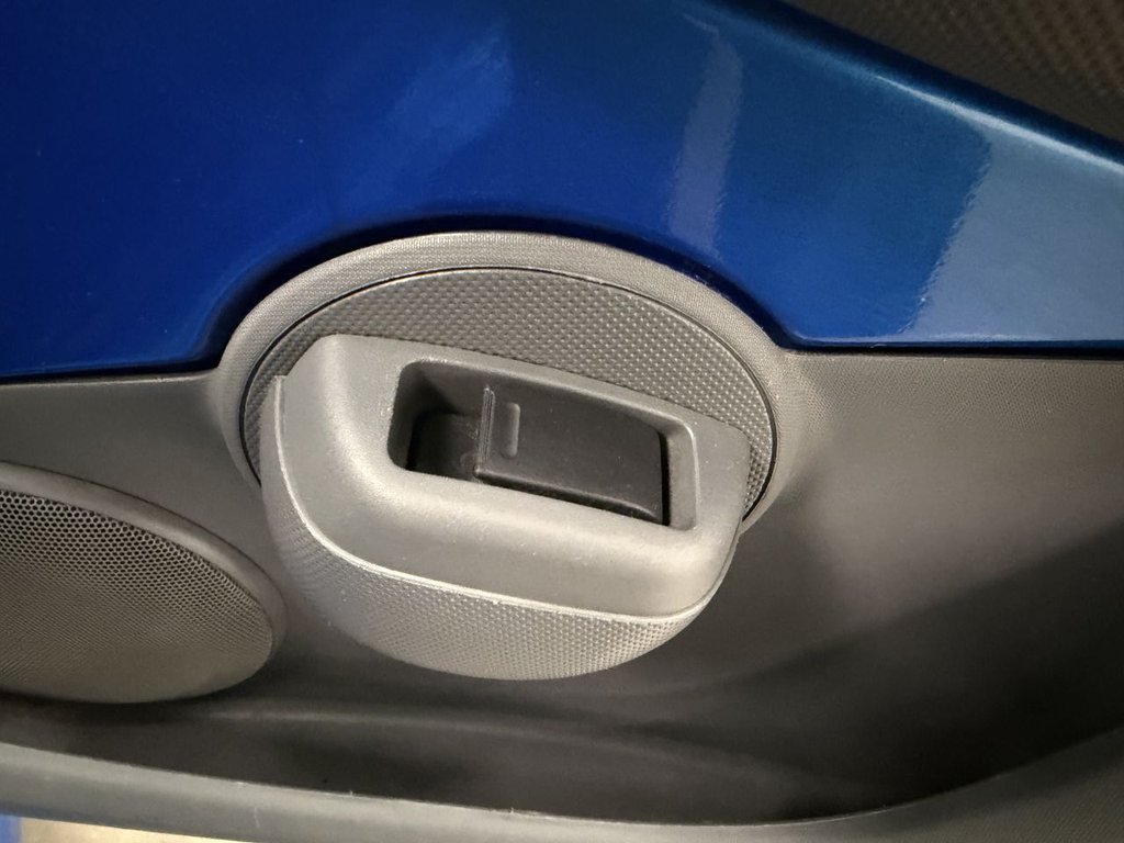 Used Toyota AYGO 2010 for sale - 78110721: Photo 15