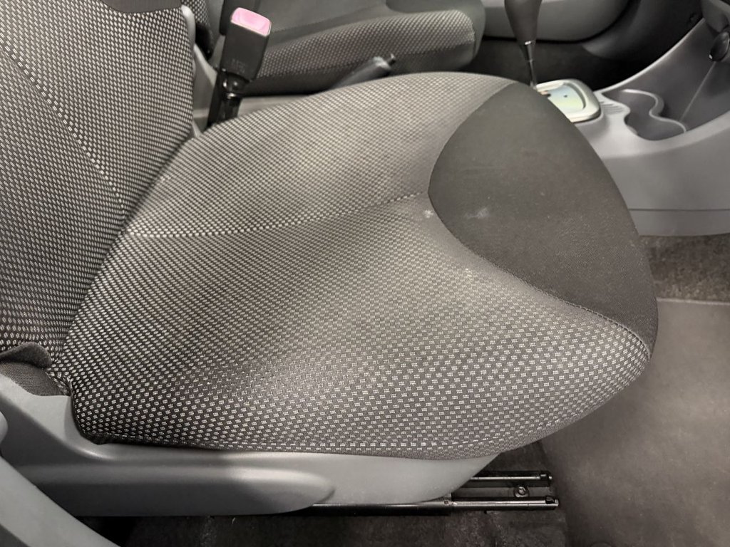 Used Toyota AYGO 2010 for sale - 78110721: Photo 18