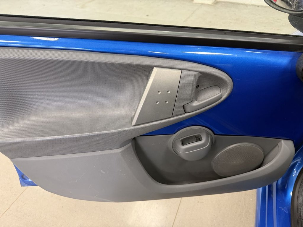 Used Toyota AYGO 2010 for sale - 78110721: Photo 23