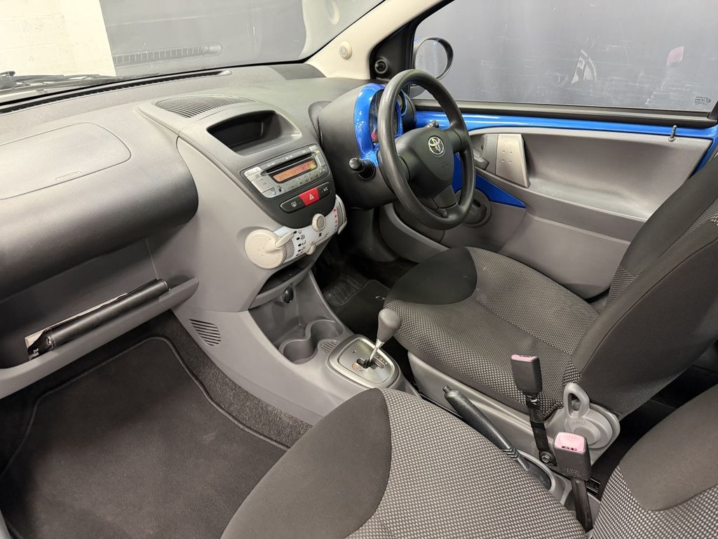 Used Toyota AYGO 2010 for sale - 78110721: Photo 24