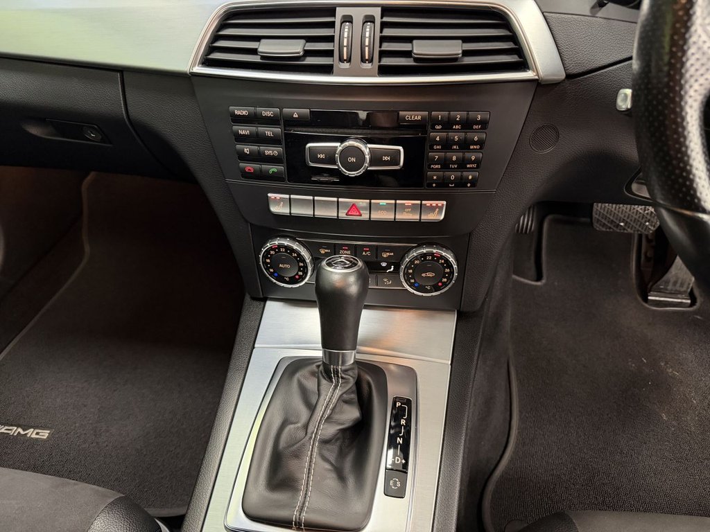 Used Mercedes-Benz C Class 2014 for sale - 77608668: Photo 27