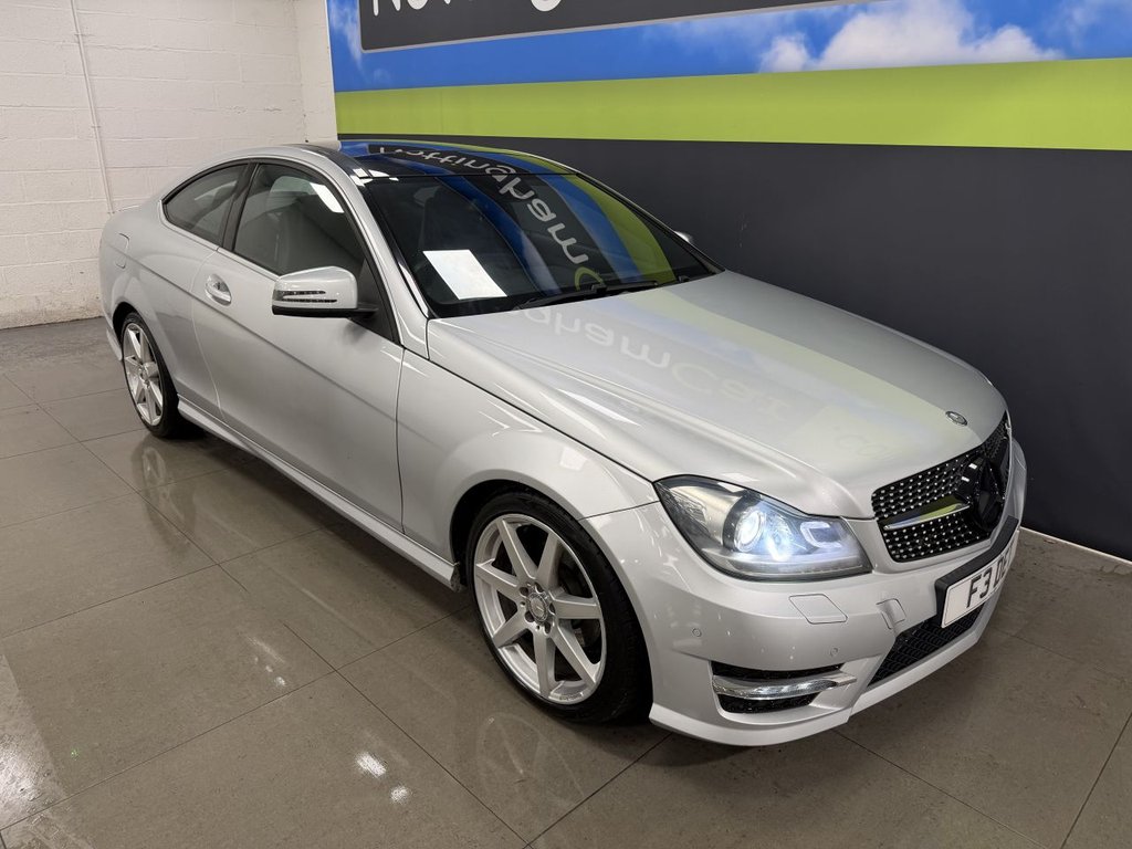 Used Mercedes-Benz C Class 2014 for sale - 77608668: Photo 4