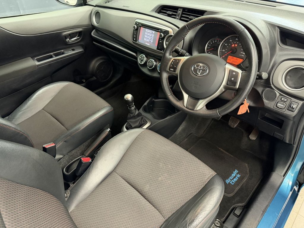 Used Toyota Yaris 2011 for sale - 77891298: Photo 16