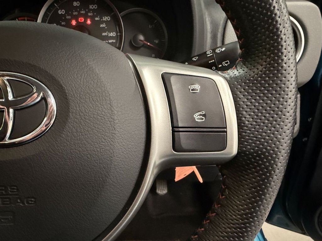 Used Toyota Yaris 2011 for sale - 77891298: Photo 19