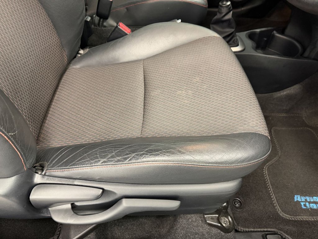 Used Toyota Yaris 2011 for sale - 77891298: Photo 21