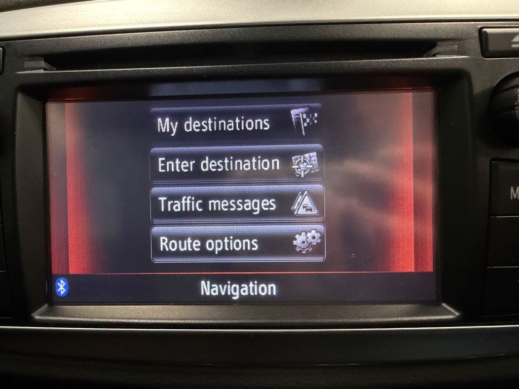 Used Toyota Yaris 2011 for sale - 77891298: Photo 24