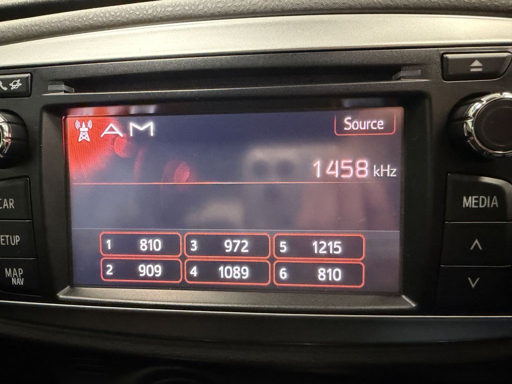 Used Toyota Yaris 2011 for sale - 77891298: Photo 26