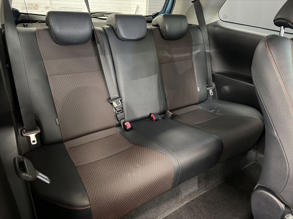 Used Toyota Yaris 2011 for sale - 77891298: Photo 34