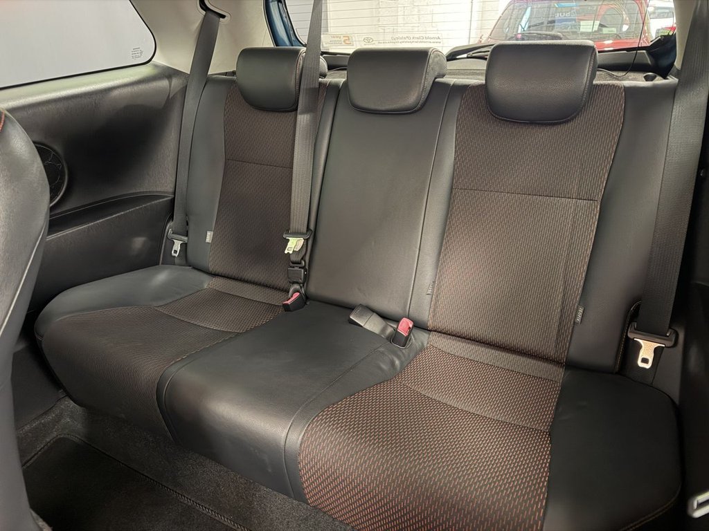 Used Toyota Yaris 2011 for sale - 77891298: Photo 35