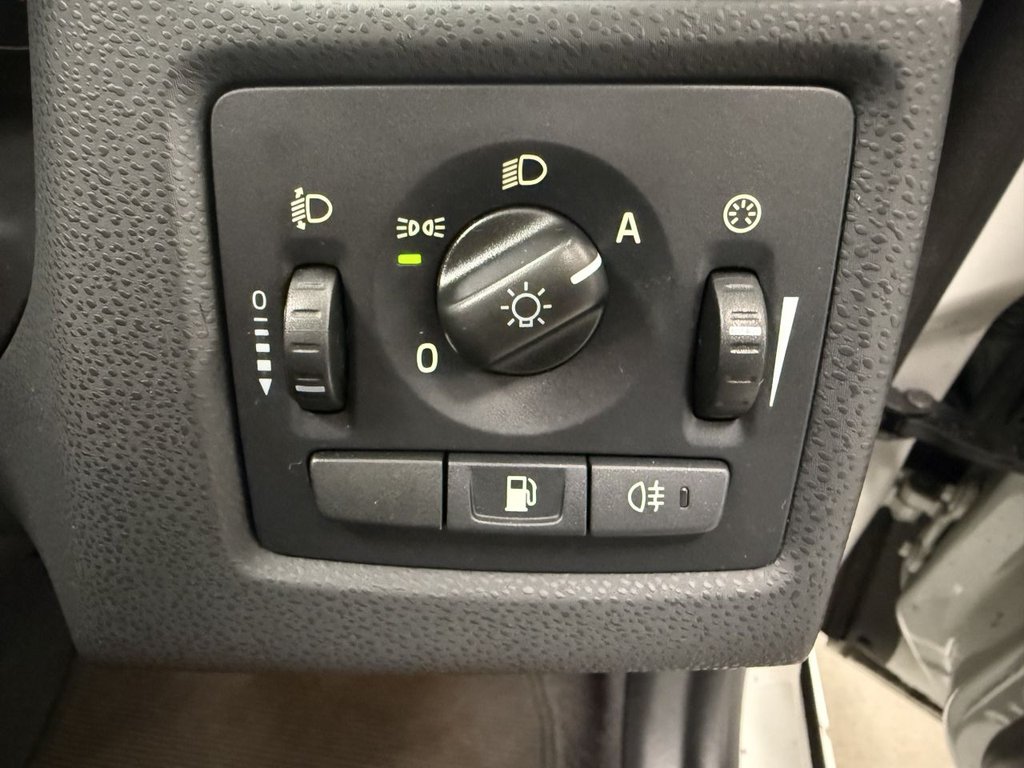 Used Volvo C30 2013 for sale - 77764796: Photo 22