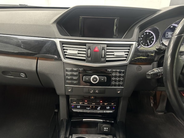 Used Mercedes-Benz E-Class 2012 for sale - 74968475: Photo 26