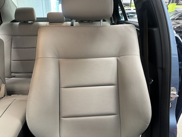 Used Mercedes-Benz E-Class 2012 for sale - 74968475: Photo 38