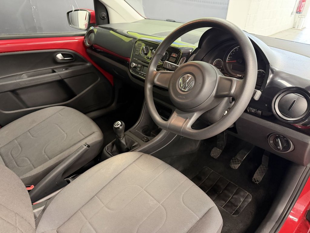 Used Volkswagen up! 2014 for sale - 78167239: Photo 16