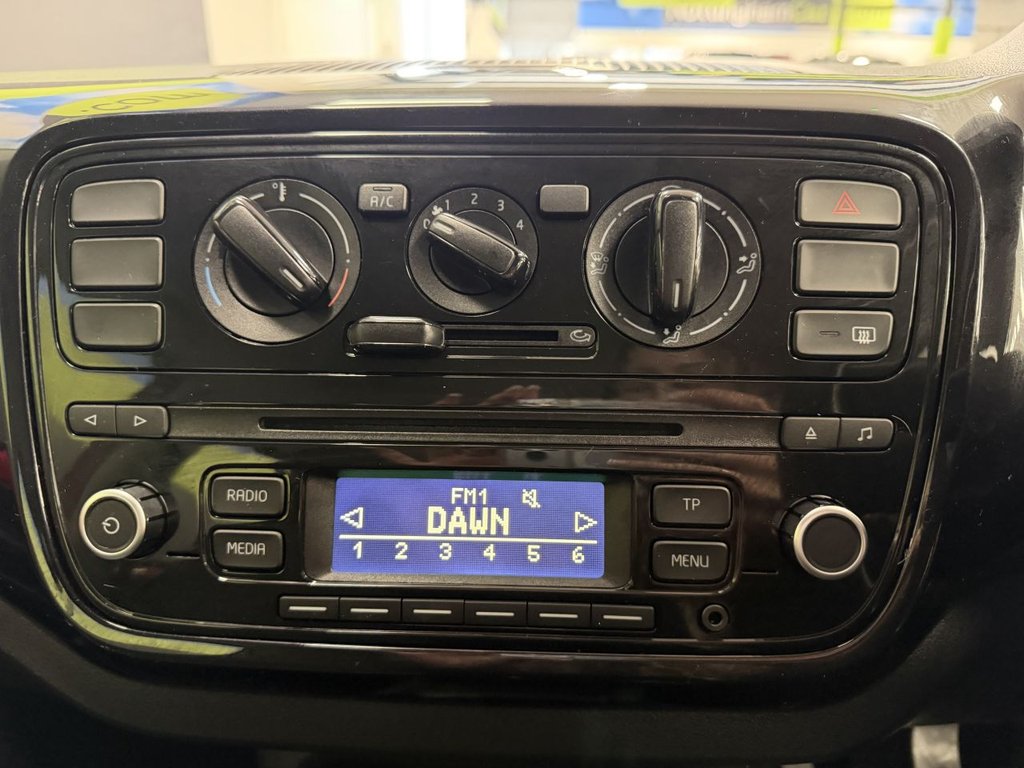 Used Volkswagen up! 2014 for sale - 78167239: Photo 21