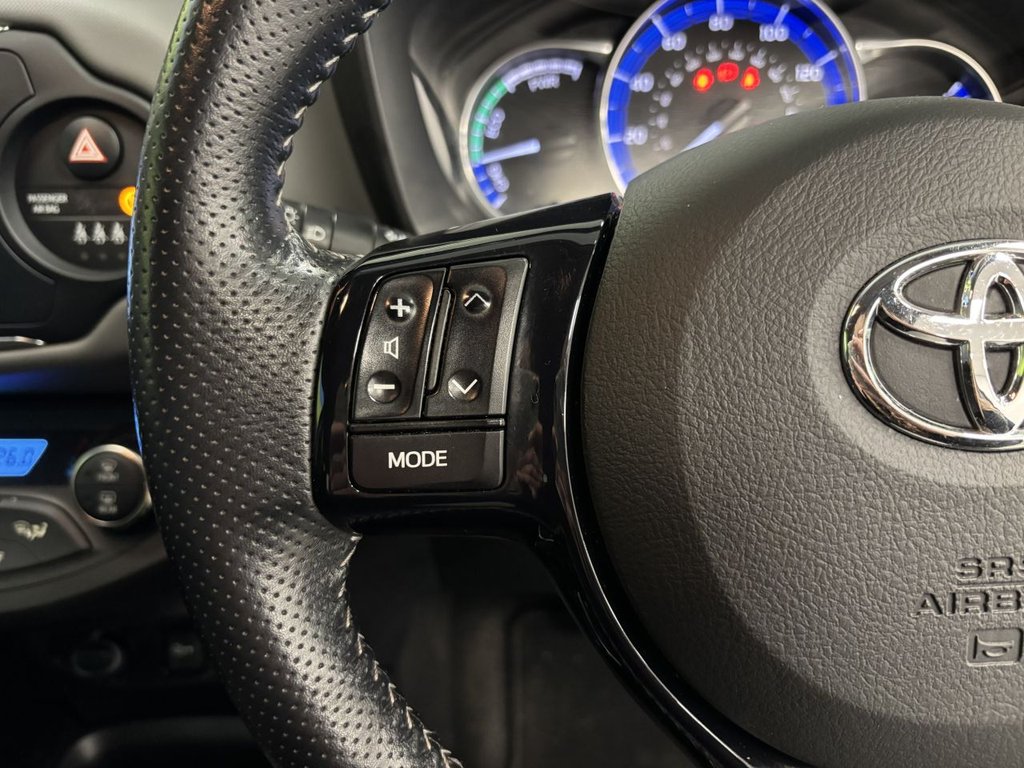 Used Toyota Yaris 2016 for sale - 77477537: Photo 17