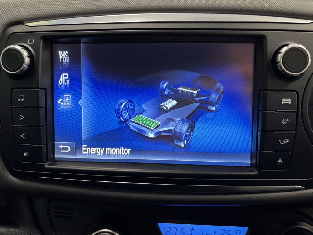 Used Toyota Yaris 2016 for sale - 77477537: Photo 31