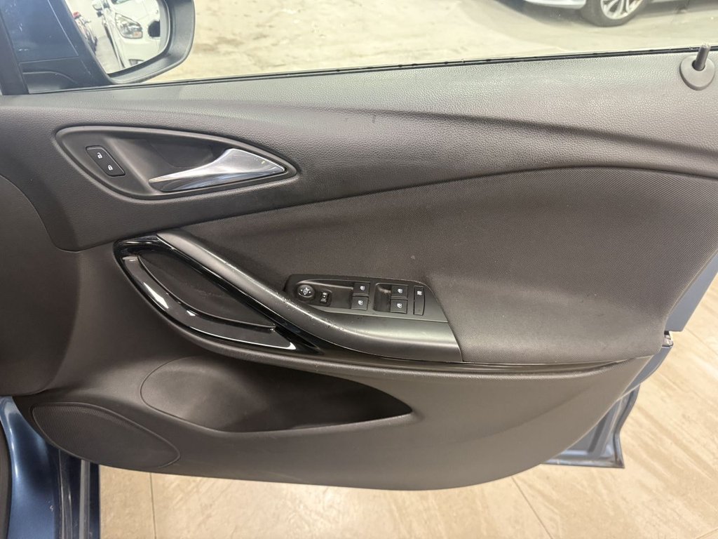 Used Vauxhall Astra 2016 for sale - 76986147: Photo 15