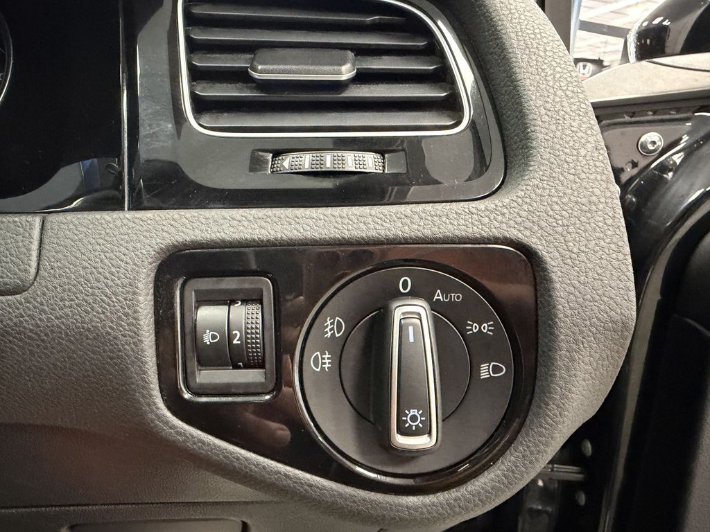 Used Volkswagen Golf 2016 for sale - 78200780: Photo 18