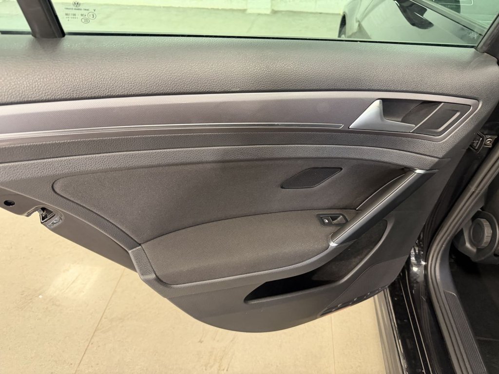 Used Volkswagen Golf 2016 for sale - 78200780: Photo 41