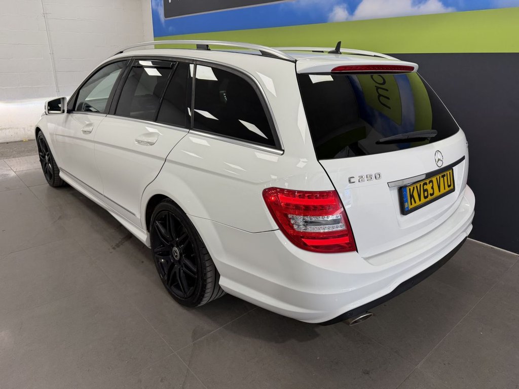 Used Mercedes-Benz C Class 2013 for sale - 78167382: Photo 9