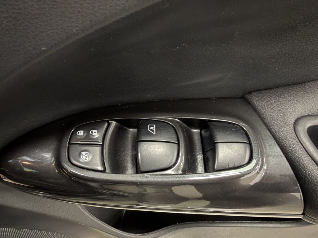 Used Nissan Juke 2017 for sale - 78068661: Photo 15