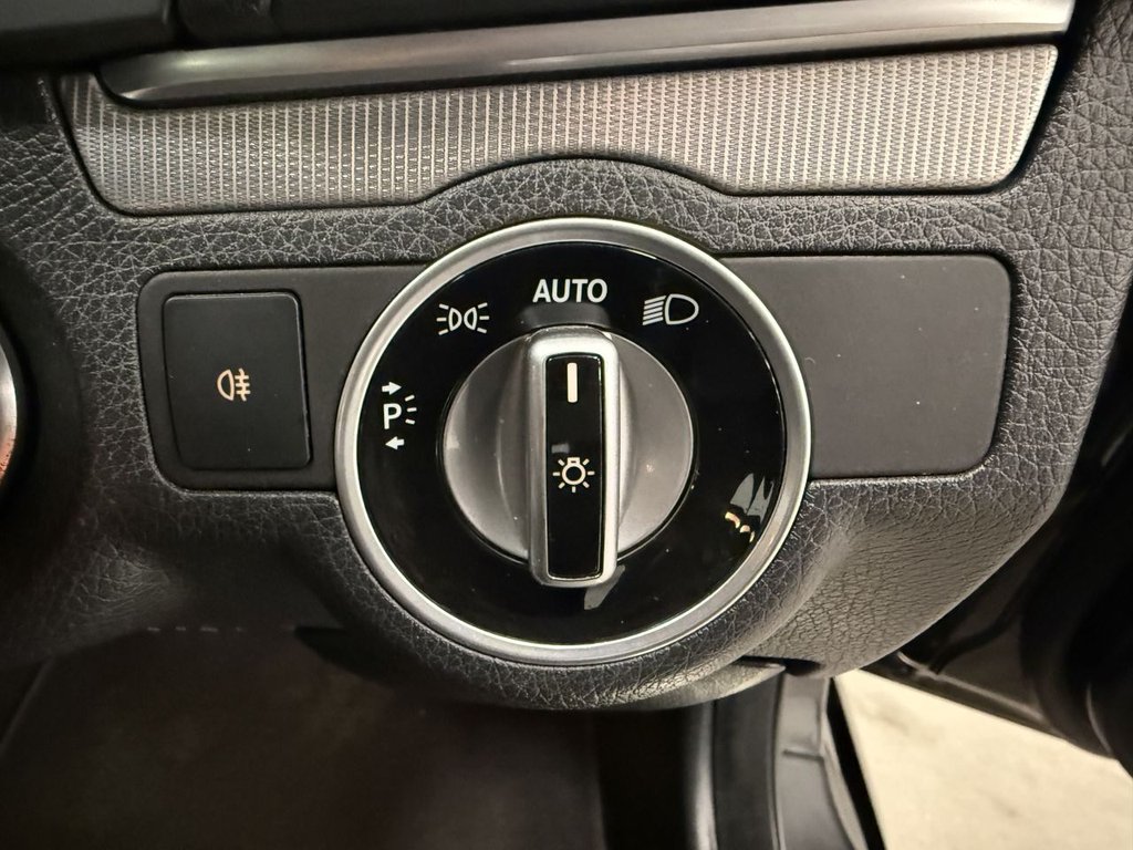 Used Mercedes-Benz E Class 2015 for sale - 76783633: Photo 23