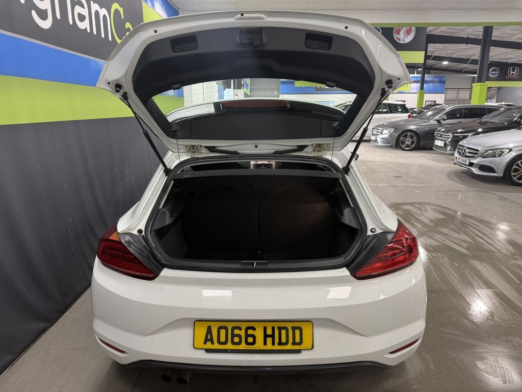 Used Volkswagen Scirocco 2016 for sale - 77007703: Photo 11