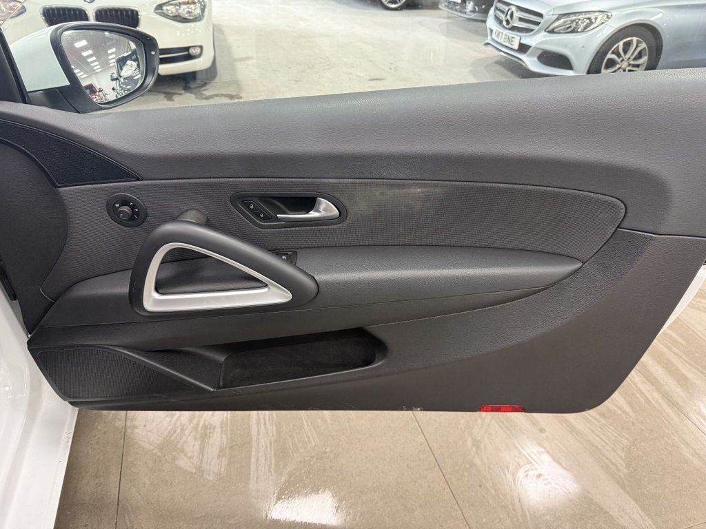 Used Volkswagen Scirocco 2016 for sale - 77007703: Photo 13