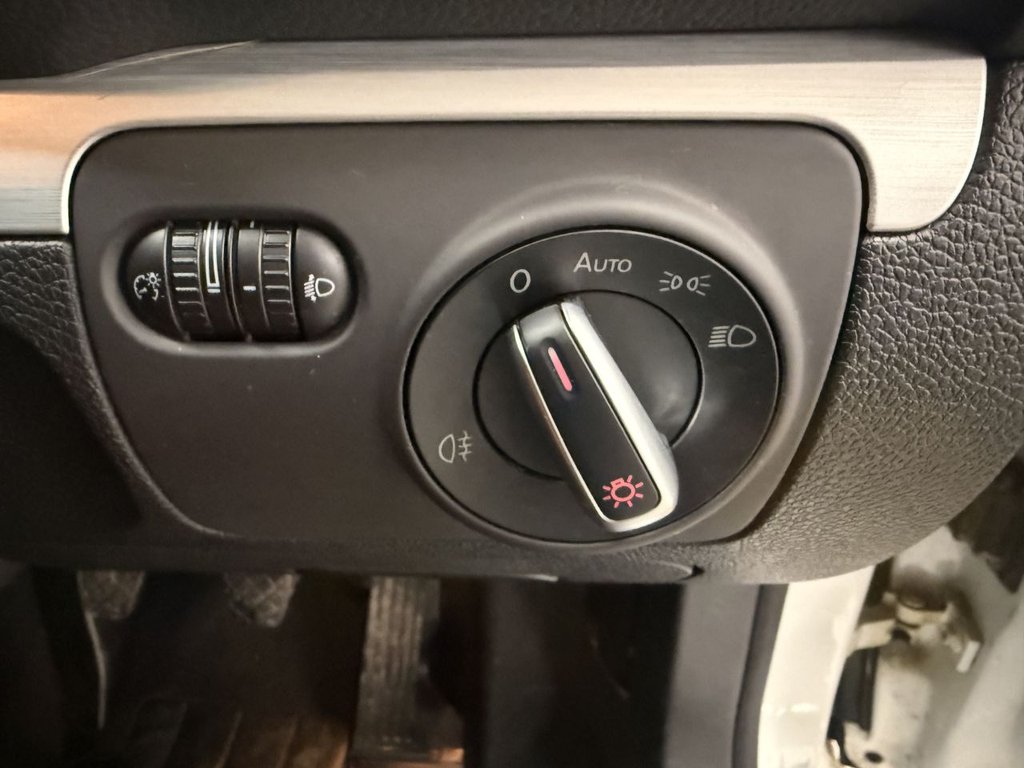 Used Volkswagen Scirocco 2016 for sale - 77007703: Photo 23