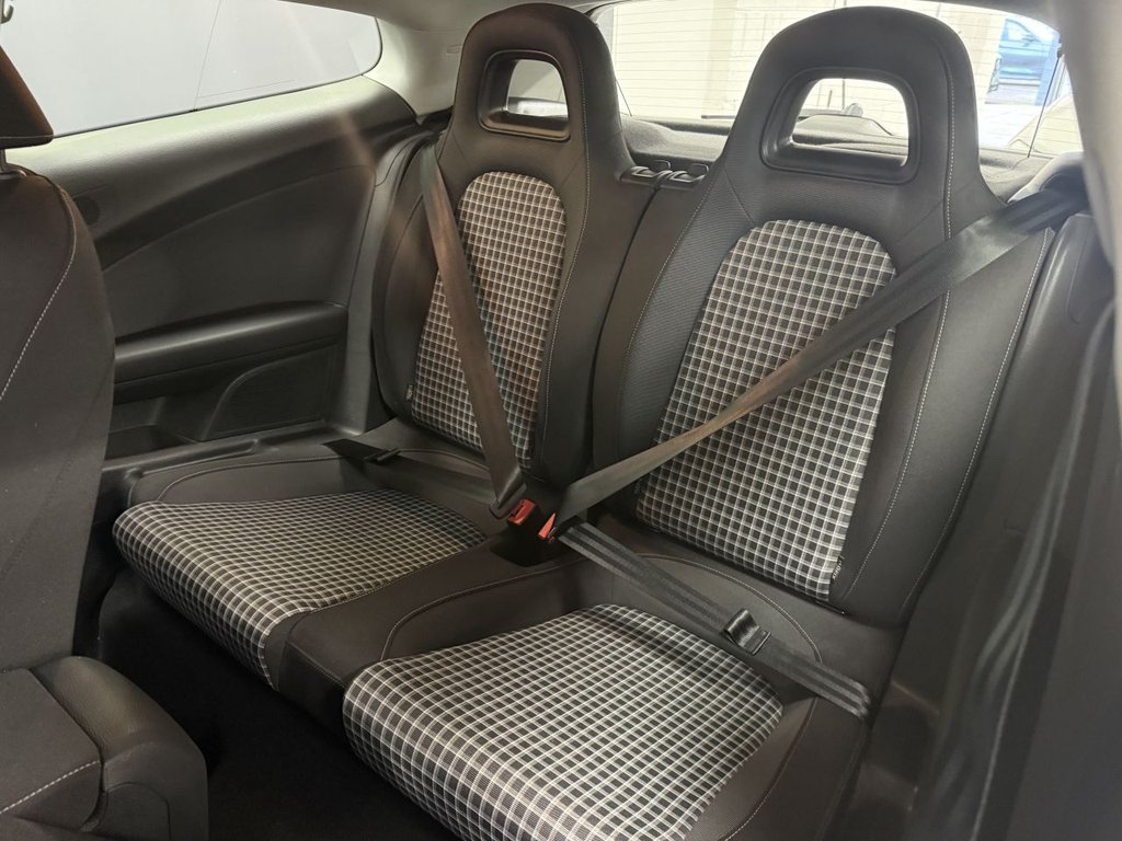 Used Volkswagen Scirocco 2016 for sale - 77007703: Photo 37