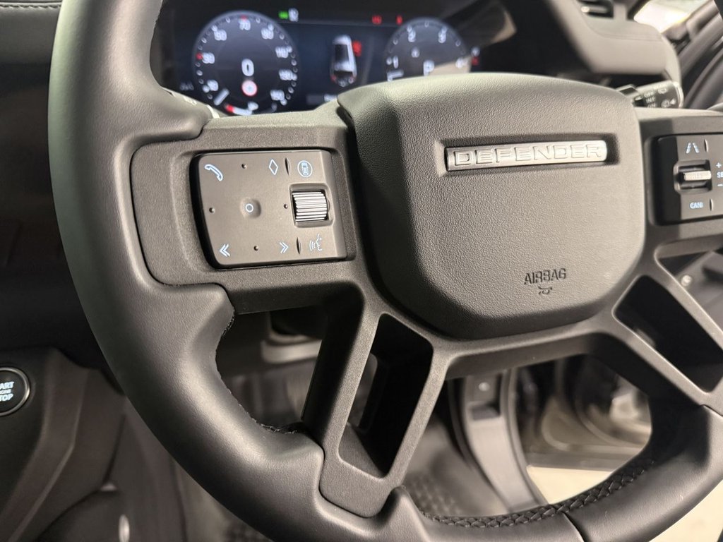 Used Land Rover Defender 2024 for sale - 77059624: Photo 24