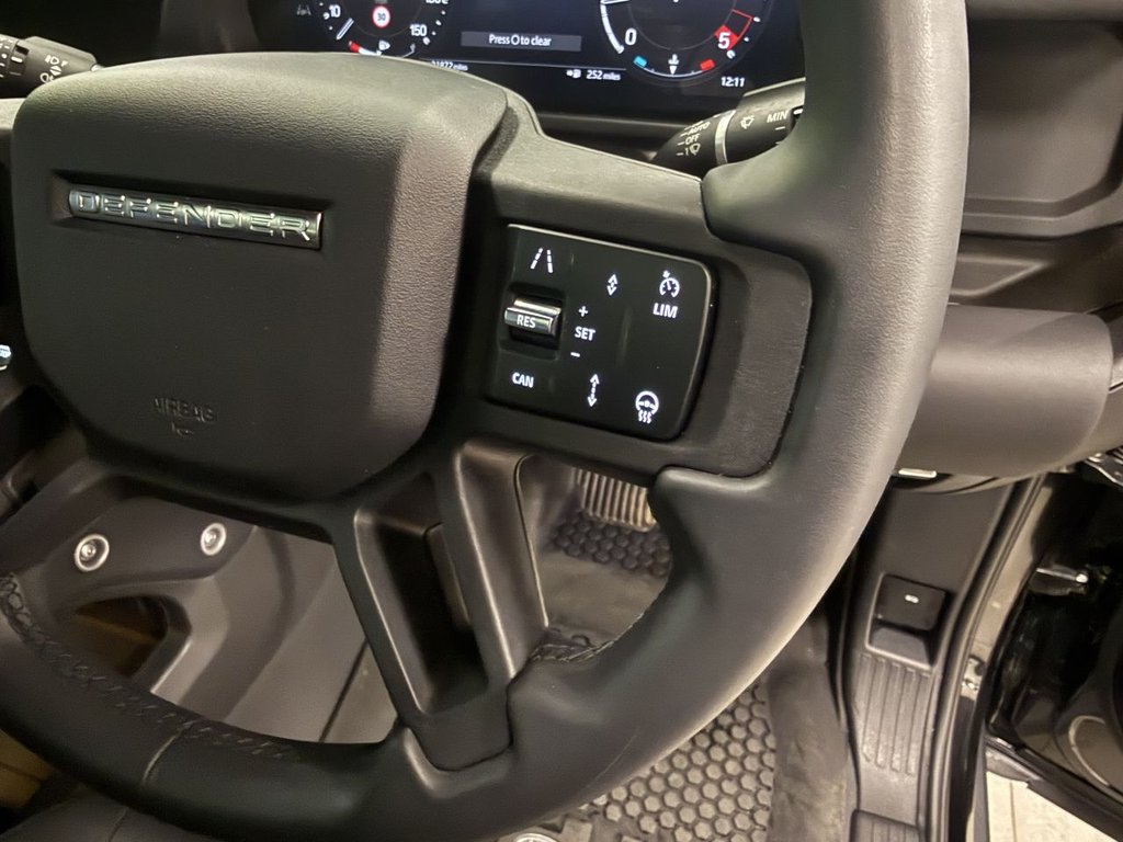 Used Land Rover Defender 2024 for sale - 77059624: Photo 26