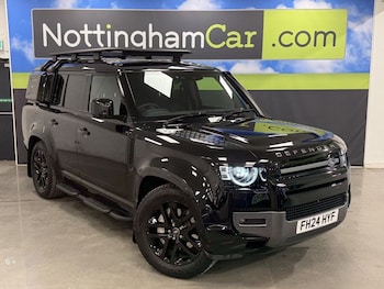 Used Land Rover Defender 2024 for sale - 77059624: Photo