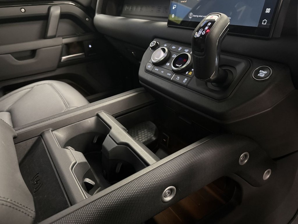 Used Land Rover Defender 2024 for sale - 77059624: Photo 39