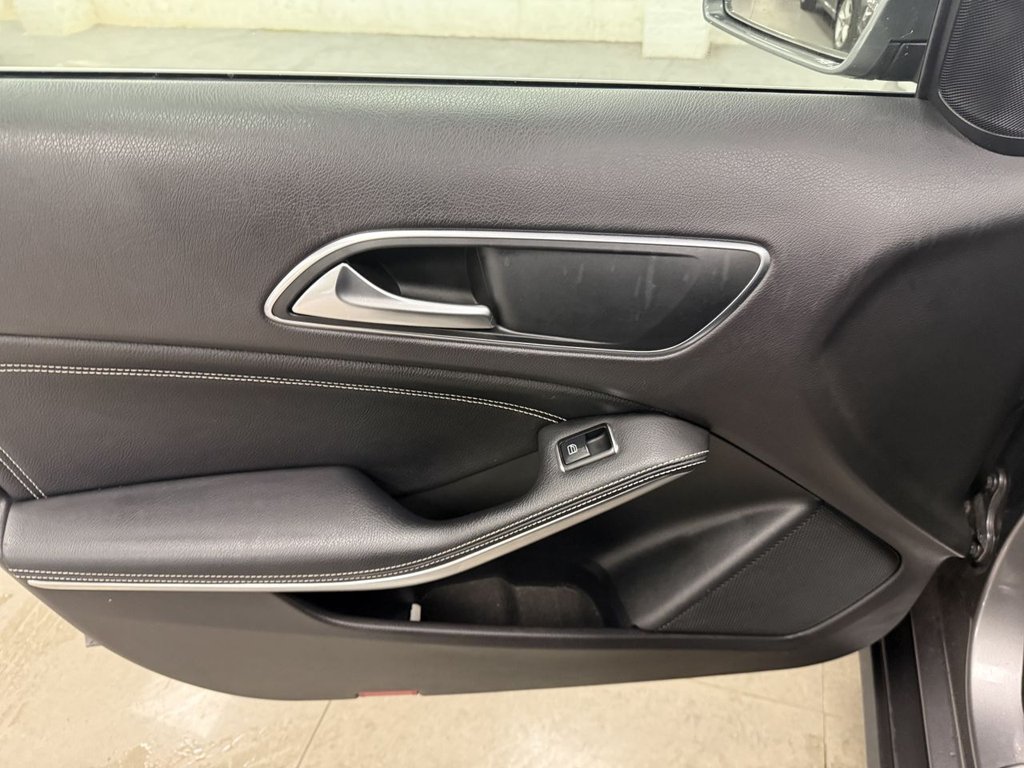 Used Mercedes-Benz GLA 2018 for sale - 77027357: Photo 33