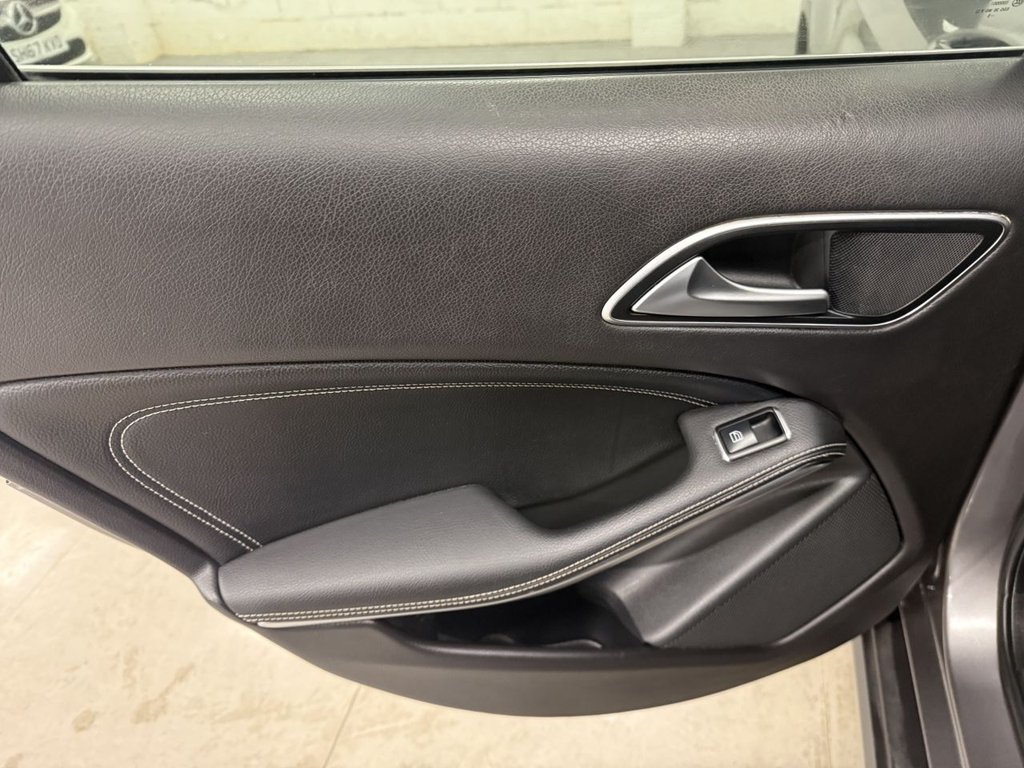 Used Mercedes-Benz GLA 2018 for sale - 77027357: Photo 40