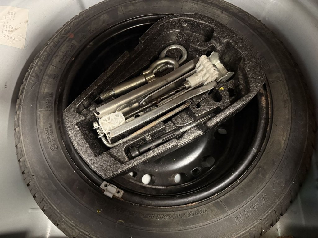 Used Volkswagen Polo 2014 for sale - 77236453: Photo 32