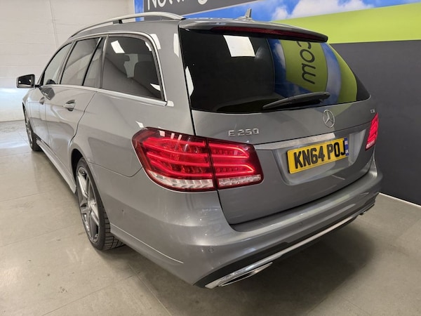 Used Mercedes-Benz E Class 2014 for sale - 76279995: Photo 11