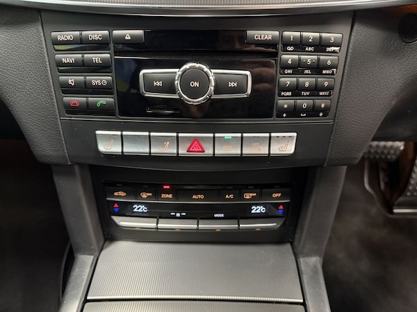 Used Mercedes-Benz E Class 2014 for sale - 76279995: Photo 30