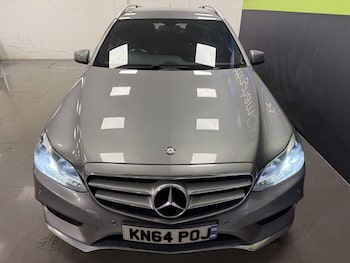 Used Mercedes-Benz E Class 2014 for sale - 76279995: Photo 3