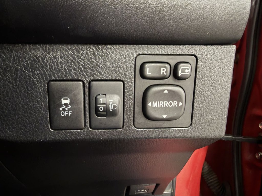 Used Toyota RAV4 2013 for sale - 78167320: Photo 17