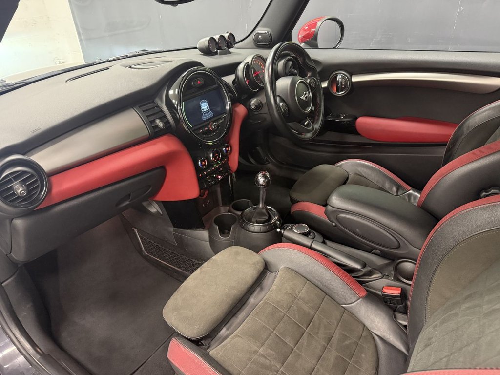 Used MINI Hatch 2015 for sale - 76784040: Photo 40