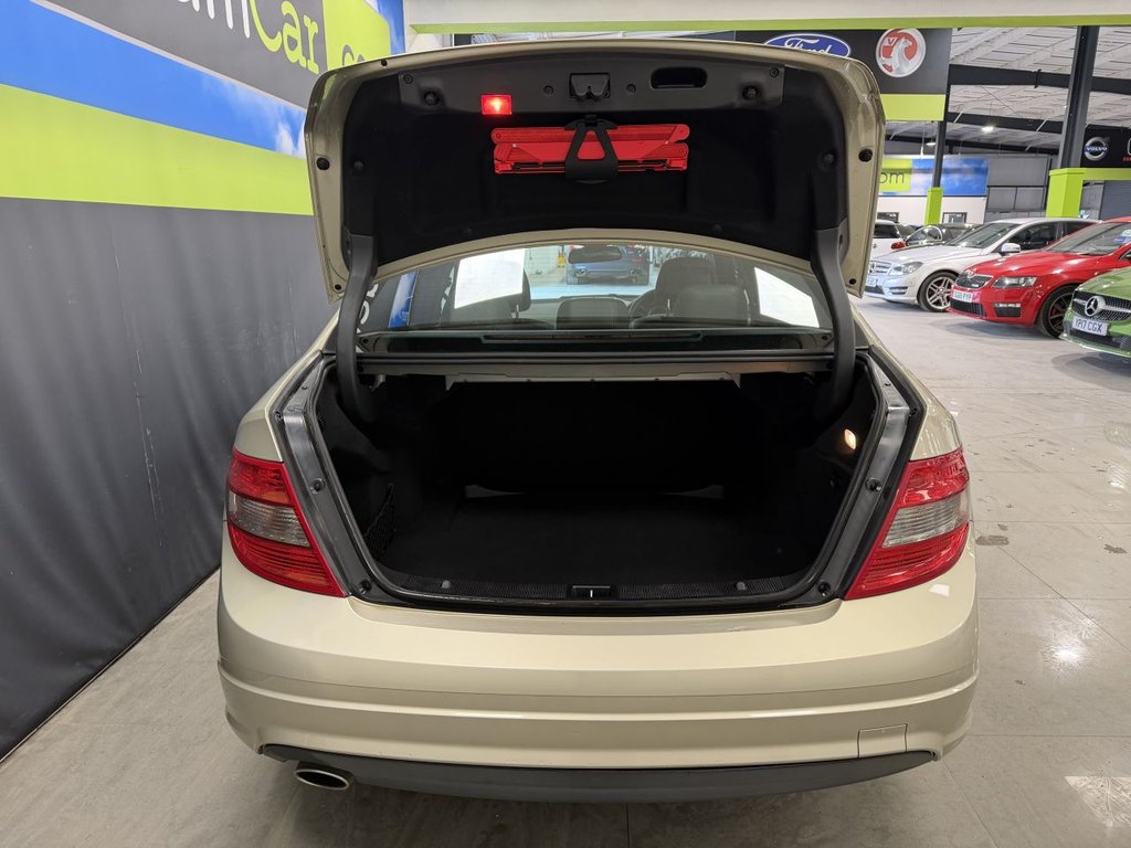 Used Mercedes-Benz C Class 2009 for sale - 77792525: Photo 7