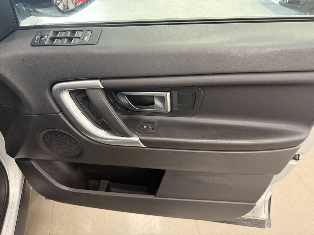 Used Land Rover Discovery Sport 2018 for sale - 76245437: Photo 13