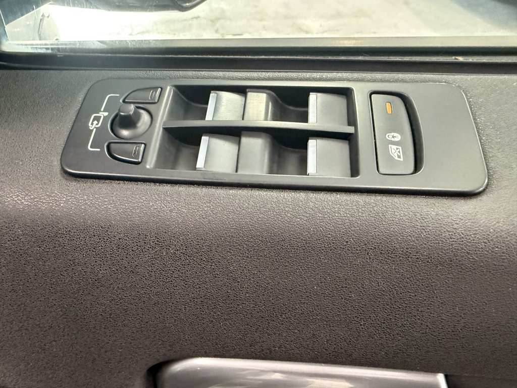 Used Land Rover Discovery Sport 2018 for sale - 76245437: Photo 14