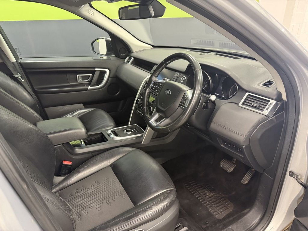 Used Land Rover Discovery Sport 2018 for sale - 76245437: Photo 18