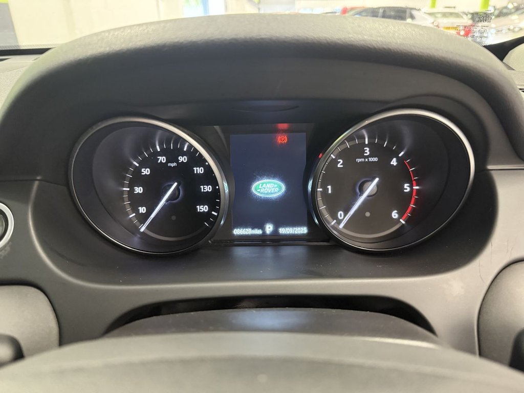 Used Land Rover Discovery Sport 2018 for sale - 76245437: Photo 21