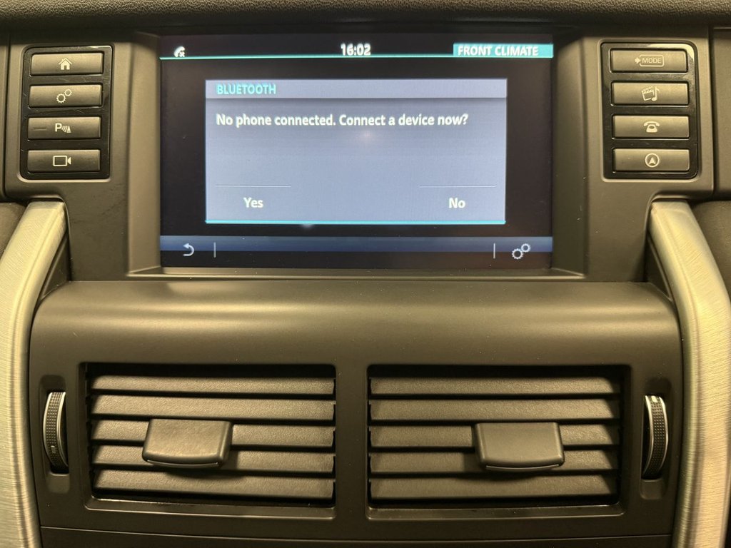 Used Land Rover Discovery Sport 2018 for sale - 76245437: Photo 27