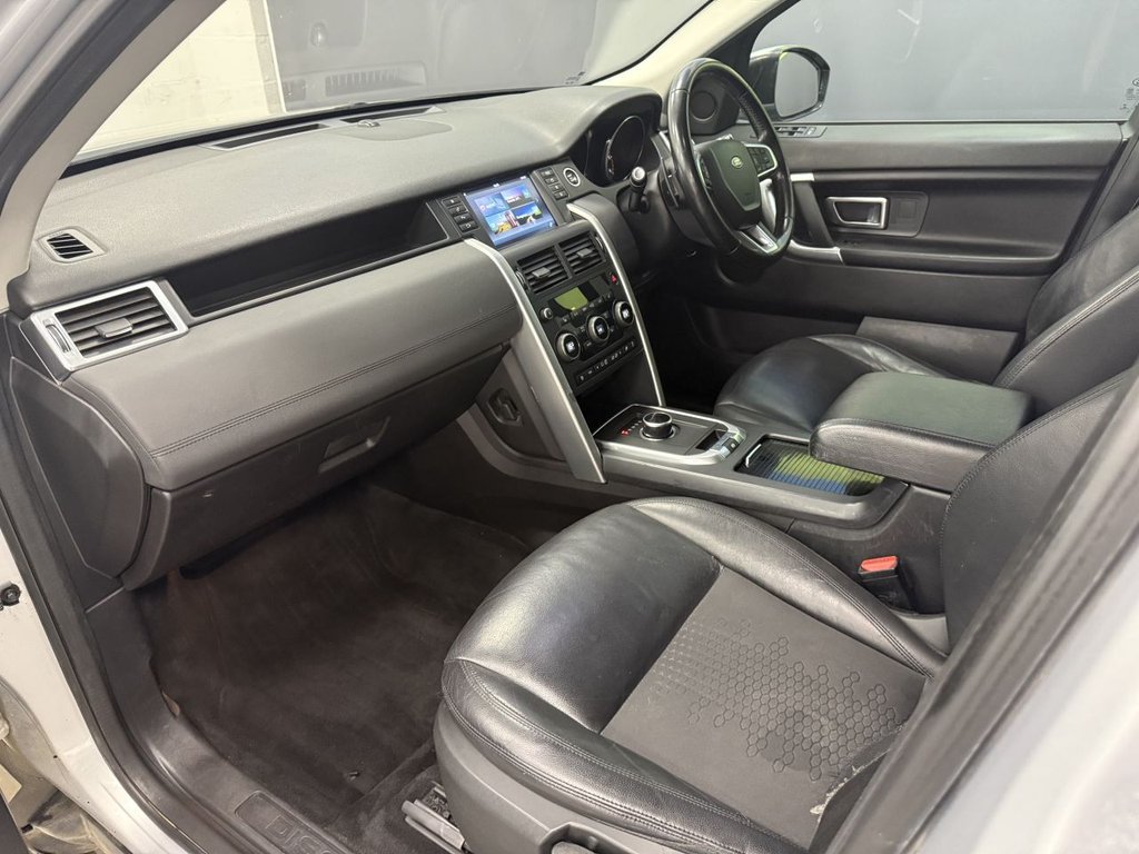 Used Land Rover Discovery Sport 2018 for sale - 76245437: Photo 33